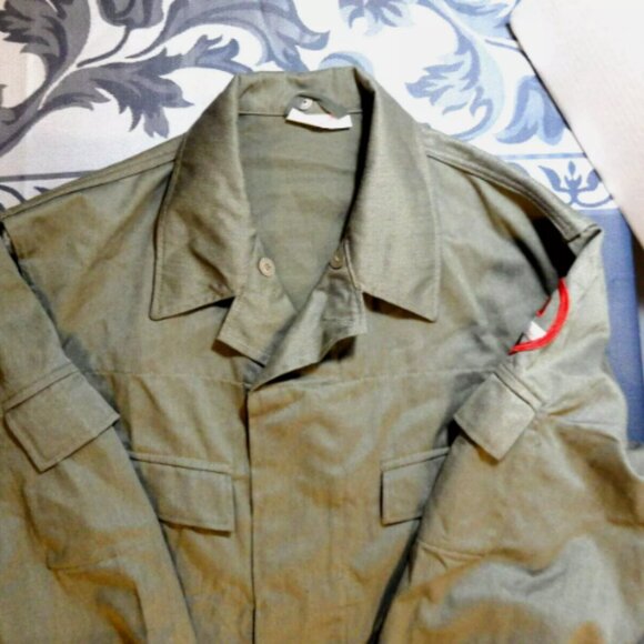 LARGE EAST GERMAN KG WORKERS BATTLE GROUP MILITIA FIELD UTILITY JACKET LD 4556